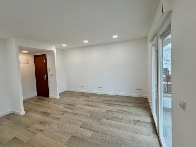 Piso en venta en Pelayos De La Presa