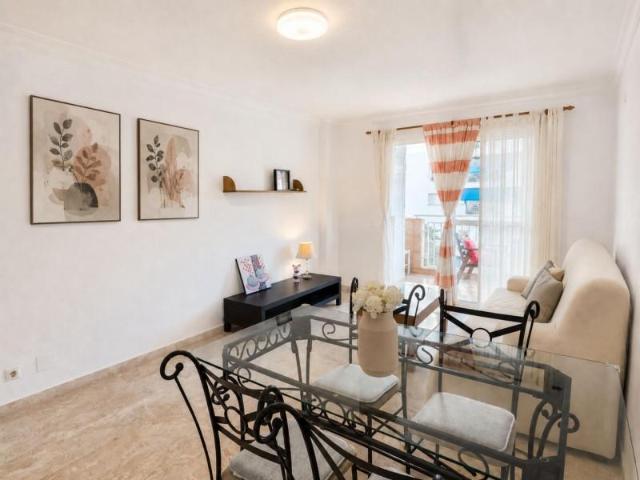 Piso en venta en Las Zorreras, La Axarquía