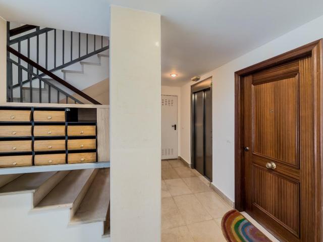 Piso en venta en Cueto, Santander