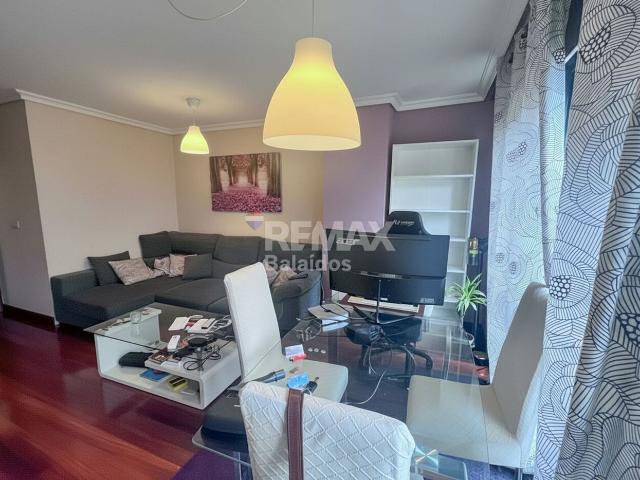 Piso en venta en Teis, Vigo