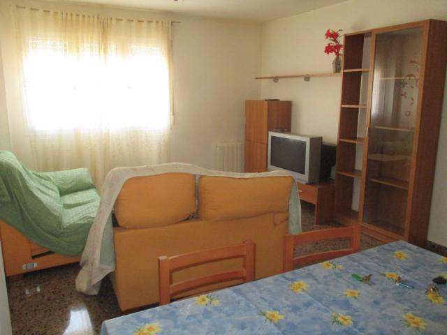 Piso en venta en San Blas, Comunidad de Teruel