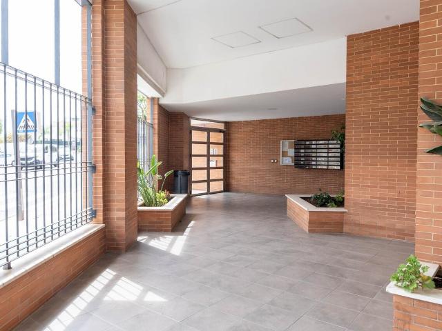 Piso en venta en Peralta, Tomares