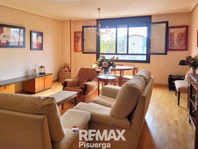 Piso en venta en Las Villas - Valparaíso, Valladolid