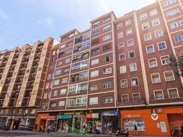 Piso en venta en Universidad, Zaragoza
