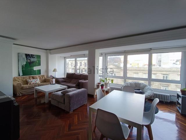 Piso en venta en A Coruña, Pescaría
