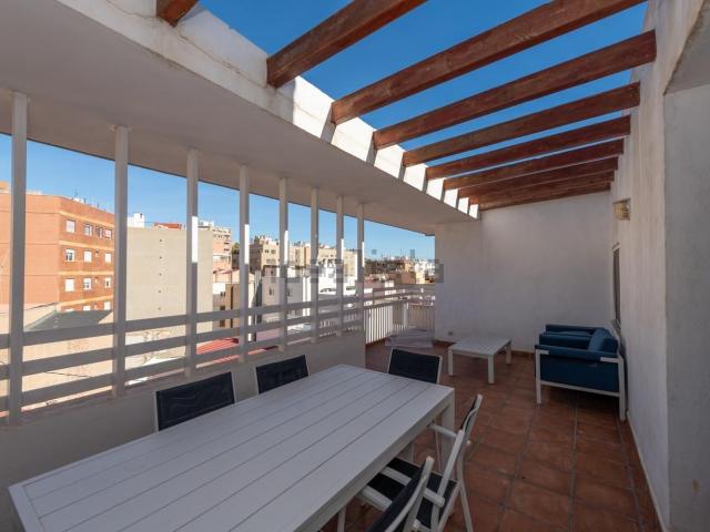 Ático en alquiler en Diputació, Alacant / Alicante