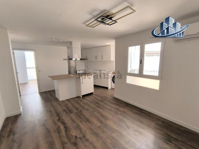 Ático en venta en Diputació, l'Alacantí