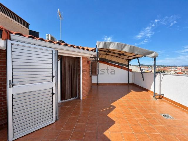 Ático en venta en Barri Universitari - Cementiri Vell, Terrassa