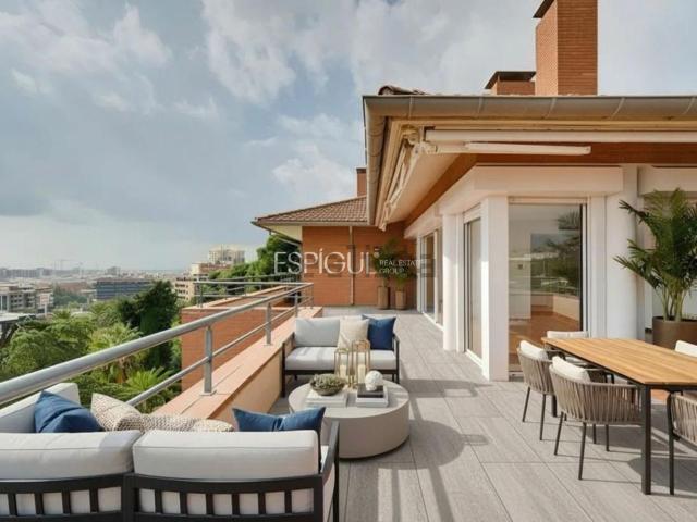 Ático en venta en Can Clota, Esplugues De Llobregat