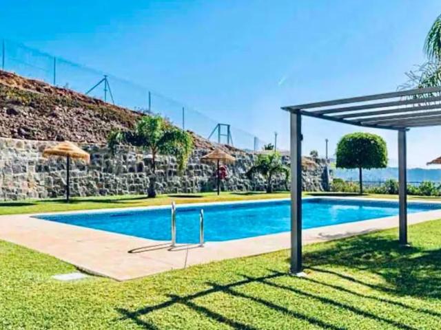 Piso en alquiler en Forest Hills, Estepona