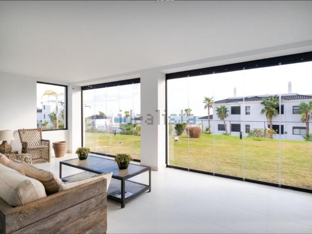 Piso en alquiler en Barriada Islas Canarias, Estepona