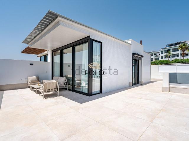 Dúplex en venta en Barriada Islas Canarias, Costa del Sol Occidental