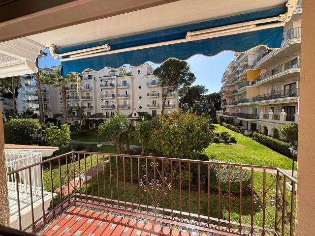 Piso en venta en Nueva Andalucía, Costa del Sol Occidental