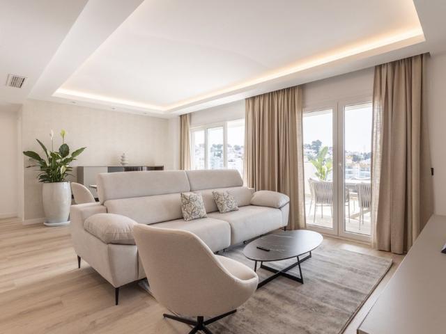 Piso en venta en Nueva Andalucía, Costa del Sol Occidental