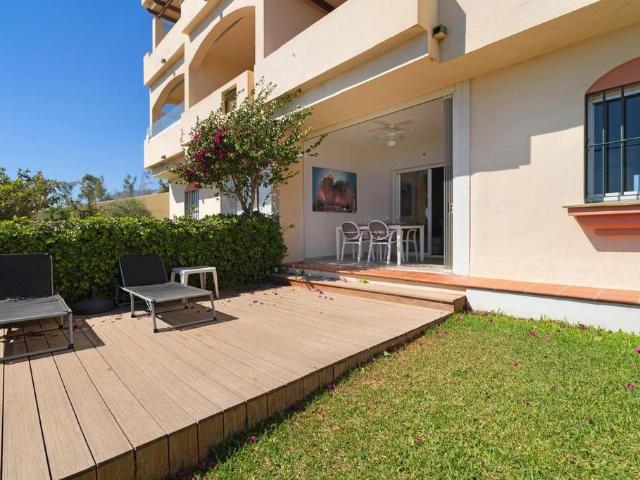 Piso en alquiler en Estepona, Urbanización Altos de Guadalobon