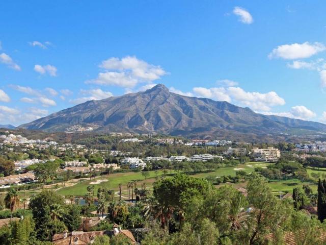 Piso en venta en Barrio Nuevo, Marbella