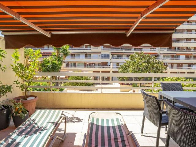 Piso en venta en Divina Pastora, Costa del Sol Occidental