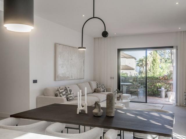 Piso en venta en La Carolina, Costa del Sol Occidental