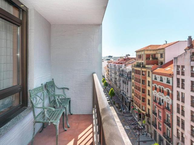 Piso en venta en Oviedo, Ciudad Naranco