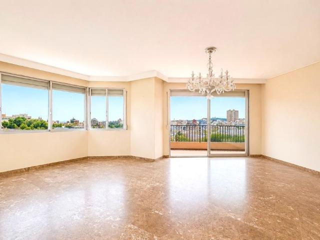 Piso en venta en Bons Aires, Palma