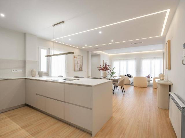 Piso en venta en Tetuán, Madrid