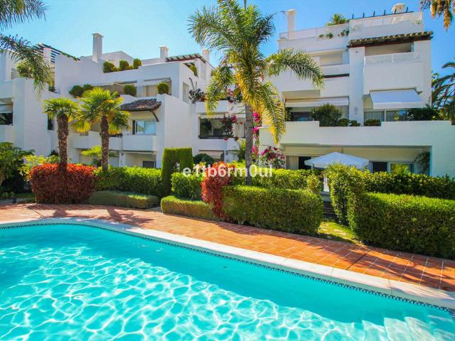 Piso en venta en El Vicario, Costa del Sol Occidental