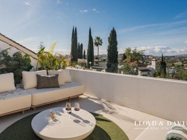 Piso en venta en Nueva Andalucía, Costa del Sol Occidental