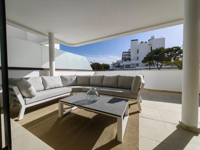 Piso en venta en Barriada Islas Canarias, Costa del Sol Occidental