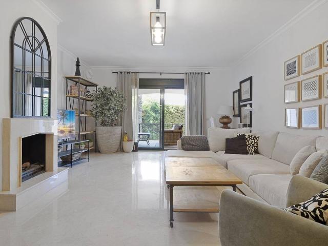 Piso en venta en Centro, Costa del Sol Occidental