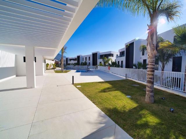 Piso en venta en Nueva Andalucía, Costa del Sol Occidental