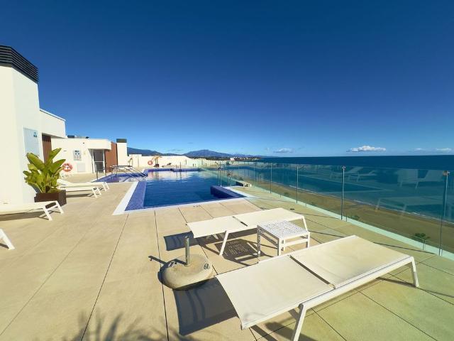 Piso en venta en Barriada Islas Canarias, Costa del Sol Occidental