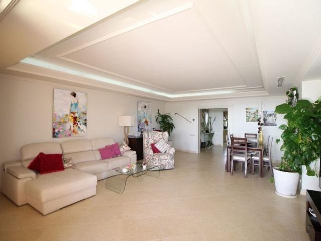 Piso en venta en Barriada Islas Canarias, Costa del Sol Occidental