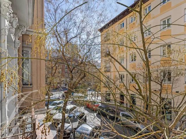 Piso en venta en Medina-sidonia, Madrid