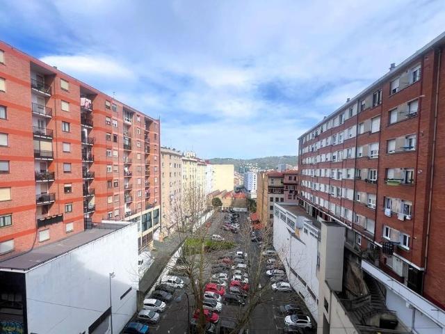 Piso en alquiler en Ibaiondo, Bilbao