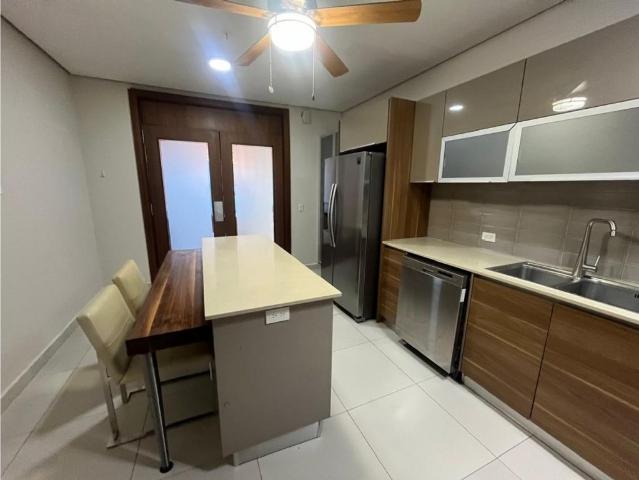 Piso de lujo en alquiler en Bella Vista, Panamá