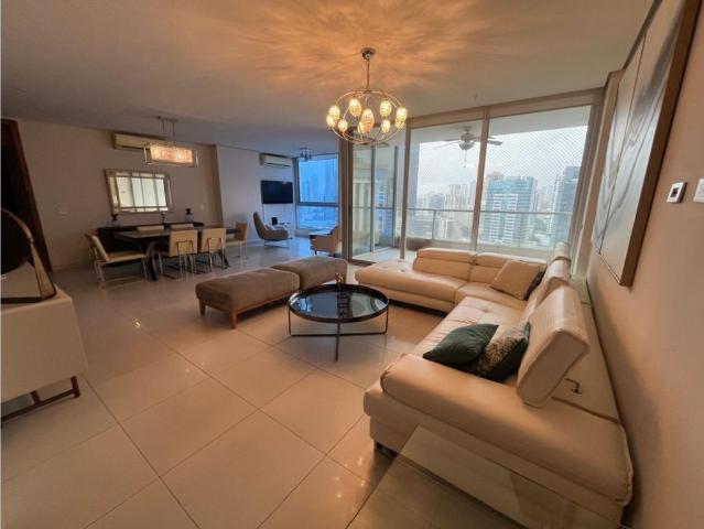 Piso de lujo en alquiler en Bella Vista, Panamá