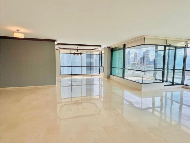 Piso exclusivo en alquiler en Bella Vista, Provincia de Colón