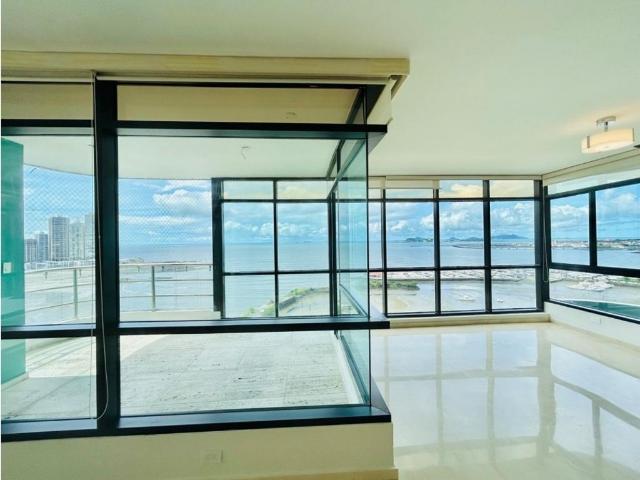 Piso exclusivo en alquiler en Bella Vista, Provincia de Colón