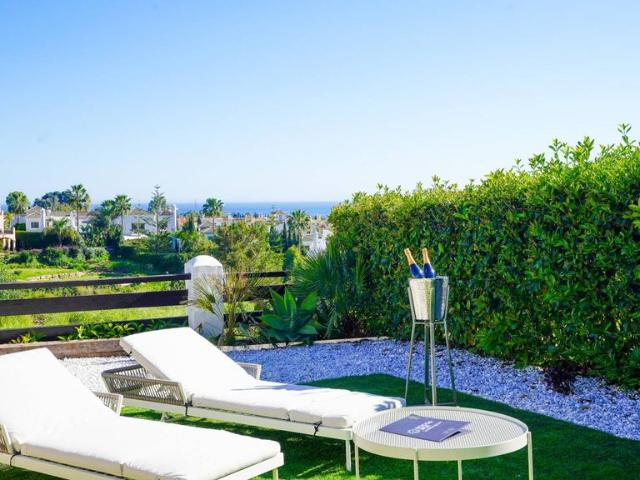 Piso en alquiler en Torrevigía - Las Joyas, Estepona