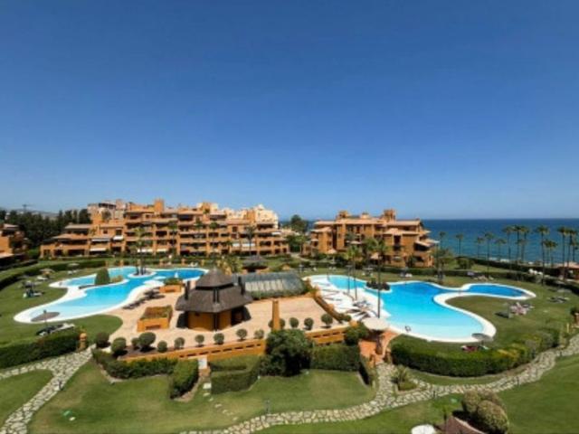Piso en alquiler en Estepona, Playa Bella