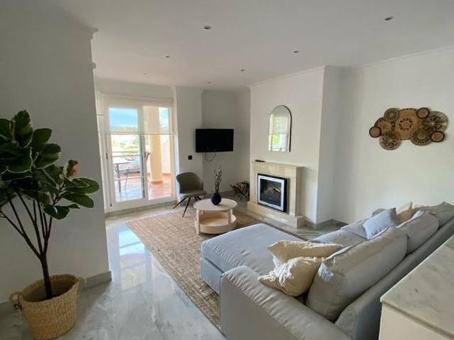 Piso en alquiler en Nueva Andalucía, Costa del Sol Occidental