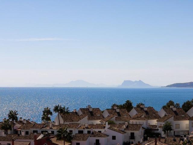 Piso en venta en Barriada Islas Canarias, Costa del Sol Occidental