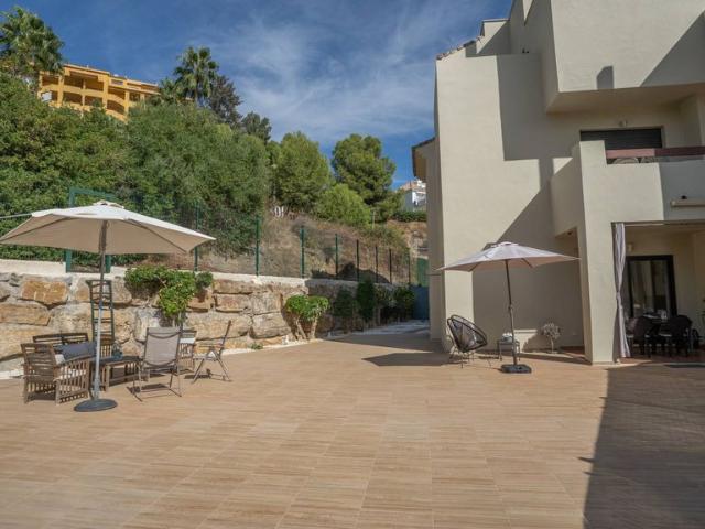 Piso en venta en Barriada Islas Canarias, Costa del Sol Occidental