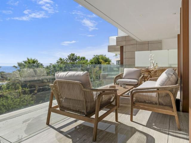 Piso en venta en Barriada Islas Canarias, Costa del Sol Occidental