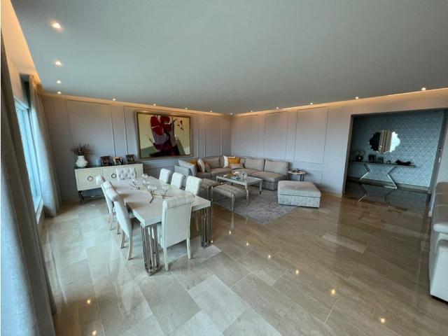 Piso exclusivo en venta en Juan Díaz, Provincia de Coclé
