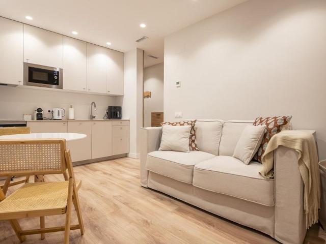 Piso en venta en Medina-sidonia, Madrid