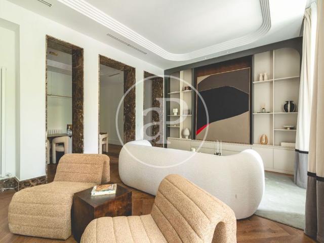 Piso en venta en Almagro, Madrid