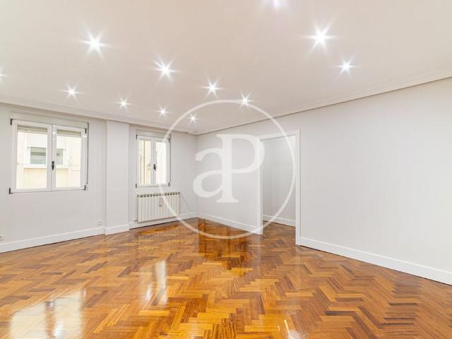 Piso en venta en Chamartín, Madrid