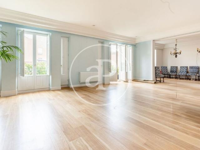 Piso en venta en Chamberí, Madrid