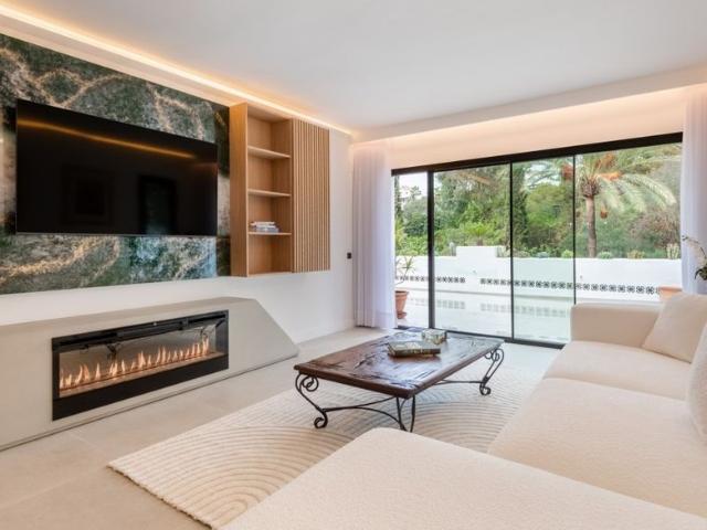 Piso en venta en Marbella, Urbanización Los Verdales
